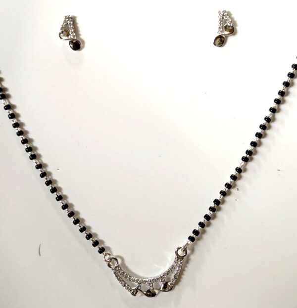 Mangalsutra (black beads neckales)