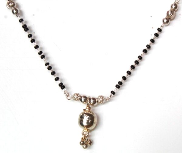 Mangalsutra (black beads neckales)